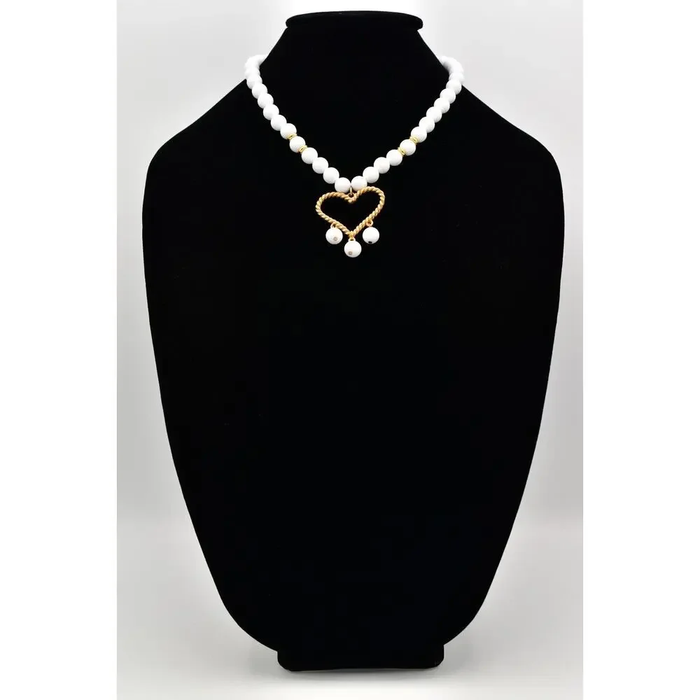 Deja Heart Collar Necklace Chunky White Beaded Brushed Gold Bold Signed BinA17
